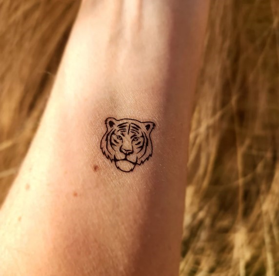 50+ Best Minimalist Small Tattoos for Men