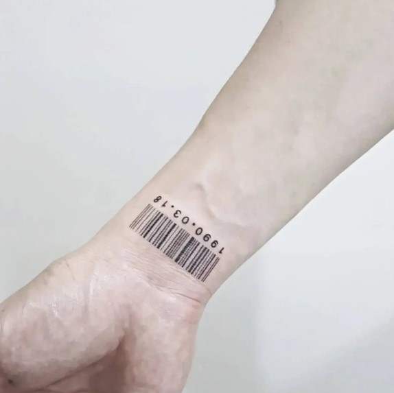 50+ Best Minimalist Small Tattoos for Men