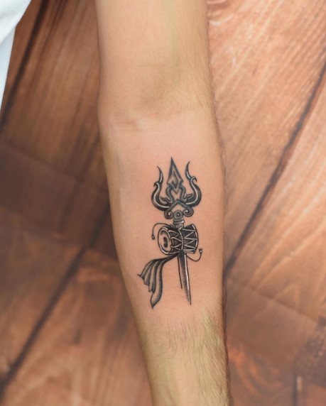 50+ Best Minimalist Small Tattoos for Men