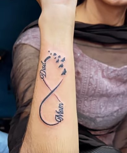 13+ Simple & Stylish Wrist Tattoos for Girls