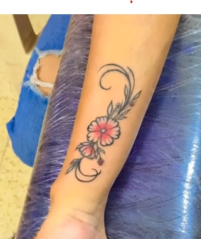 13+ Simple & Stylish Wrist Tattoos for Girls