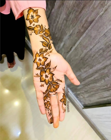 Floral Vine Design easy mehndi designs for hands