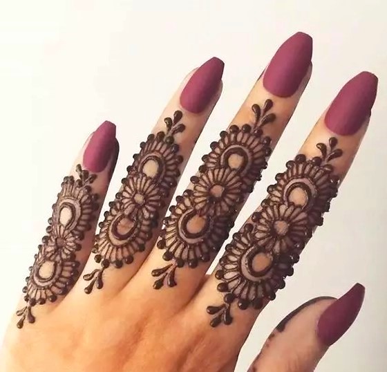 Finger-Tip Focused easy mehndi designs for hands