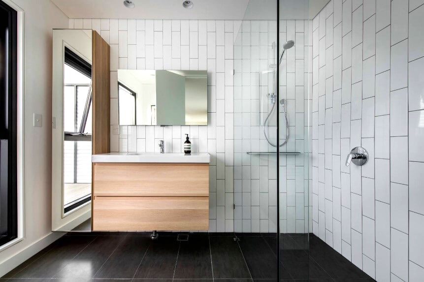 Vertical Wall Bathroom Tiles Design