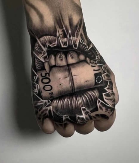 Best-Hand-Tattoos-for-Men-Women-Stylish-Meaningful-Trending-in-2025